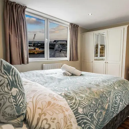 Executive Harbour Suites C * Galway